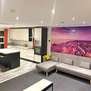 Luxury United Kingdom