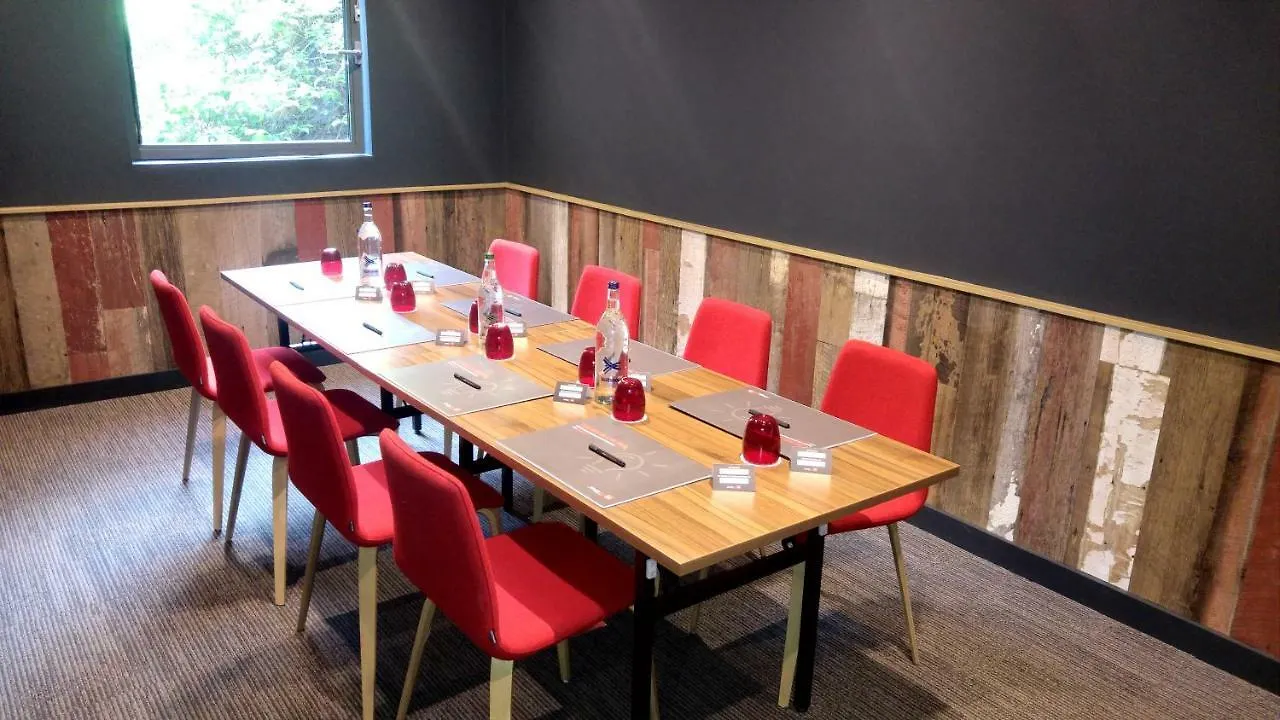 Ibis Birmingham Bordesley Hotel 3*,